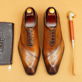 方头男款休闲皮鞋高级感透气真皮雕花男士牛津鞋商V务正装钻头鞋