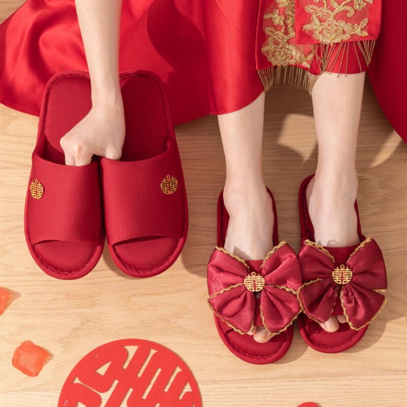 2024年结婚拖鞋大红色新婚庆居家室内防K滑毛绒保暖情侣棉拖鞋女