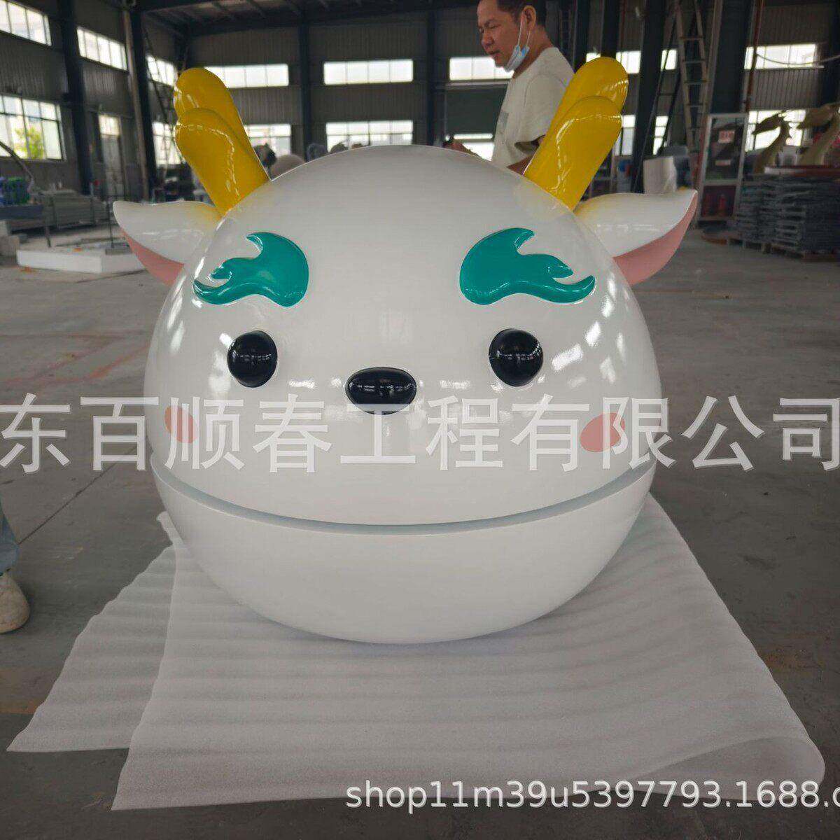 玻璃钢木鱼雕塑巨型卡通雕塑网红打卡雕塑商场美陈摆件