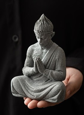 新中式创意孙悟空齐天大圣斗战胜佛生肖猴子摆件茶宠鱼缸造景装饰