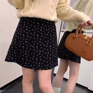 小个子高腰半身裙短裙女装 碎花a字裙半裙秋季 胖m黑色裙子 新款 大码