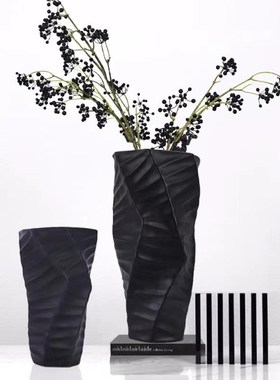 北欧简约白色花瓶样板间软装摆件树脂工艺品客厅电视柜干花装饰品