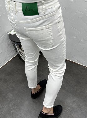 一条时尚百搭的纯白色水洗弹力修身小脚九分仔裤男士春夏潮流休闲