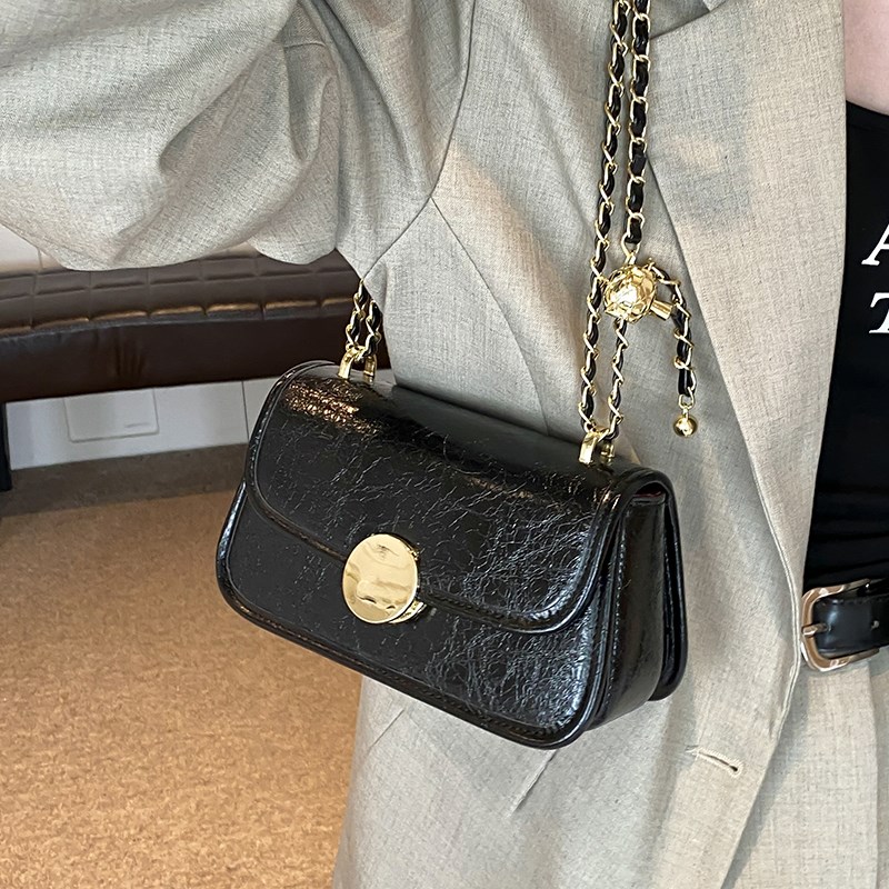 高级感银色小包包女士2024新款流行G百搭链条斜挎包时尚超火小方