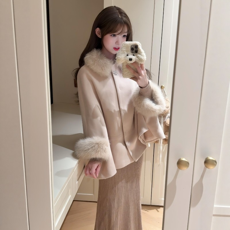 千金风毛领斗篷大衣女春季中长款毛呢外套气质时尚显瘦千金感上衣