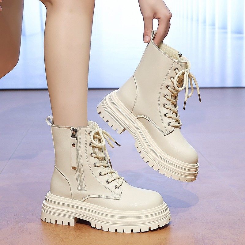 马丁靴女款2025新款秋冬英伦风小个子白色短靴厚底加绒棉鞋大码42