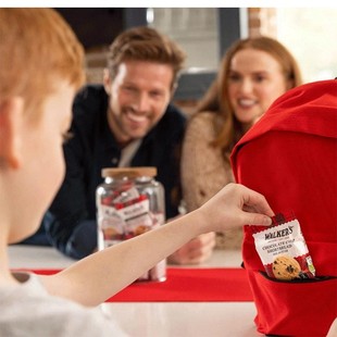 英国Walkers沃尔克斯酥性黄油饼干 手指条皇室牌坚果巧克力曲奇饼