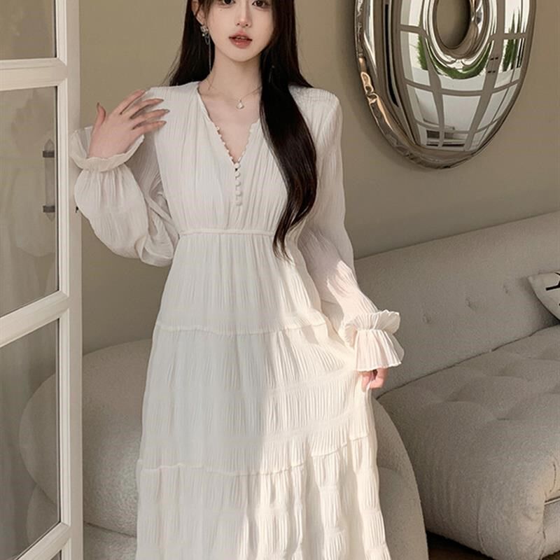 大码秋季新款胖妹妹显温r柔风初恋仙女裙超好看的白色公主连衣裙