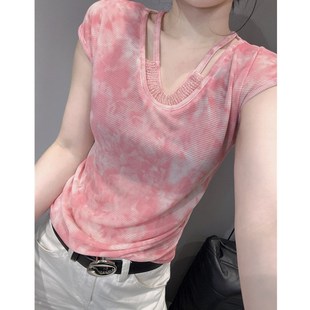 夏天新款性感挂脖V领短袖T恤女设计感洋气修身弹力网纱露锁骨上衣