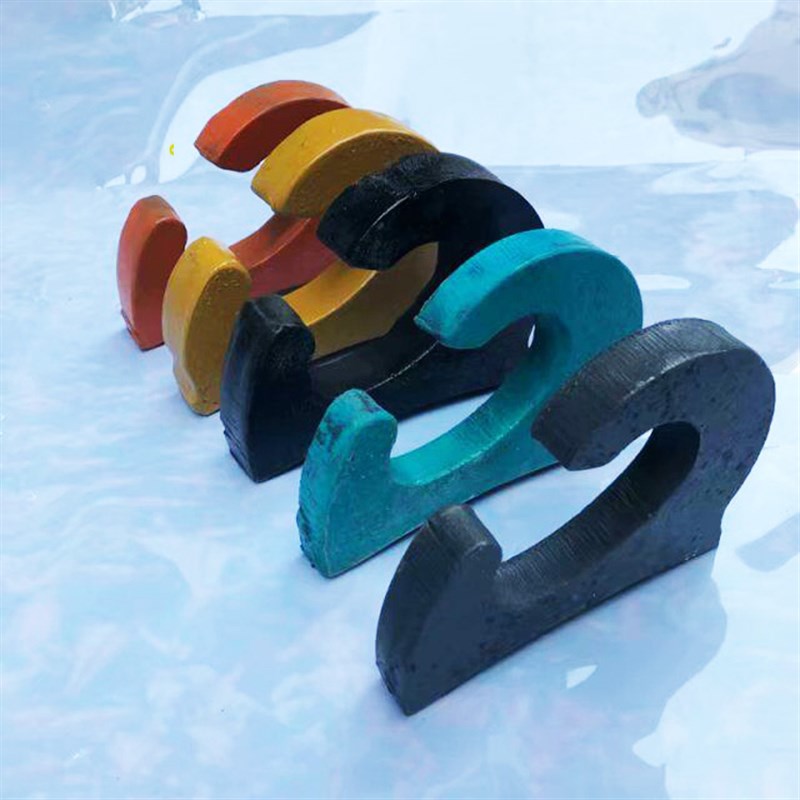 挂勾挖机焊接挖斗挂钩挖斗勾吊车勾铲斗钩钢板吊勾挖掘机配件2T8T