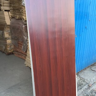 厂家生产各种尺寸三合板,三夹板,桃芯贴面门皮,三聚氰胺门板