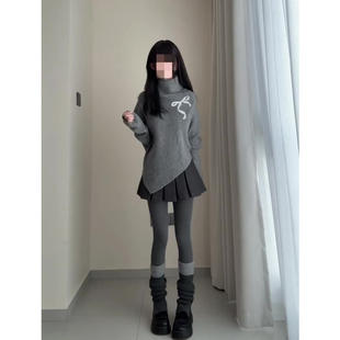 灰色不规则慵懒风设计感蝙蝠袖 毛衣女显瘦百褶短裙两件套 高领长袖