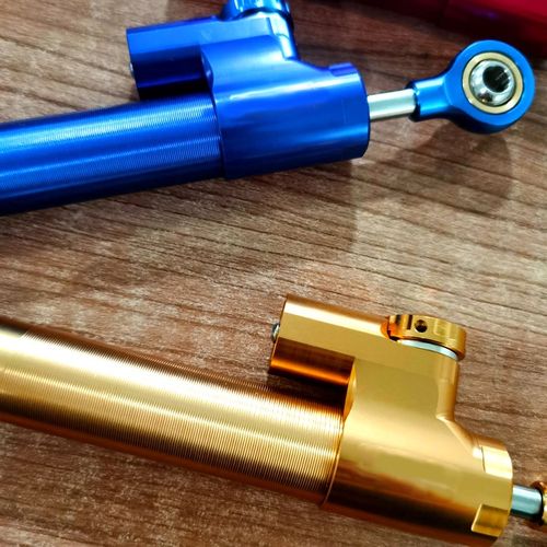 摩托车改装CNC方向平衡阻尼器钛尺H平衡杠防抖转向缓冲器配件