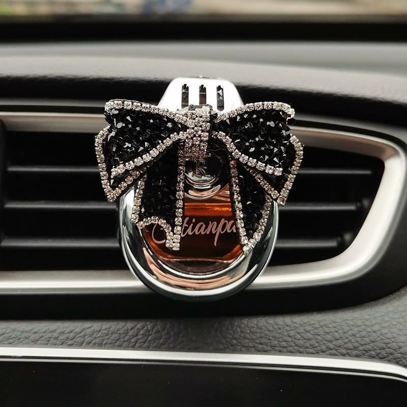 汽车香薰汽车香水空调出口特香持久淡香汽车内饰用品