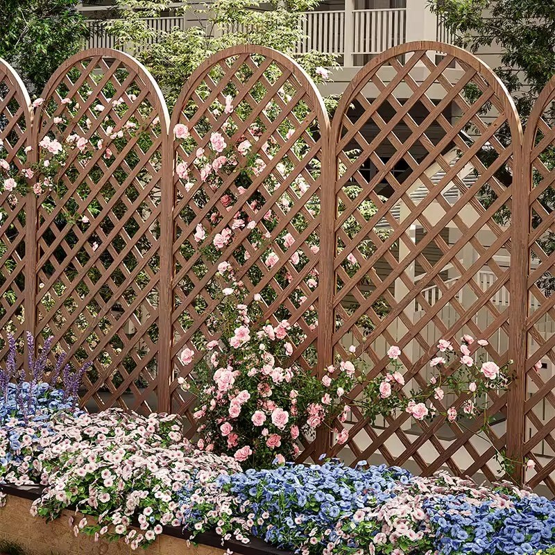 网格防腐木栅栏户外屏风室外庭院隔断木围栏实木墙上植物爬藤花架