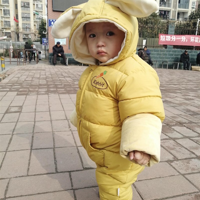 宝宝连体衣服加绒加厚冬装套装外出服婴儿羽绒棉服外穿洋气抱抱服