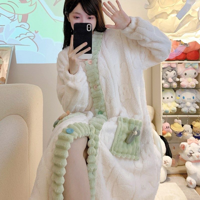 冬季珊瑚绒睡裙女加绒加厚睡衣女加肥加大码200斤中长款睡袍女款