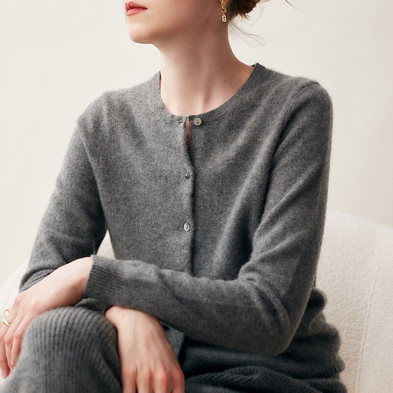 一件简单开衫~圆领羊绒开衫女山羊绒针织宽松毛衣外套