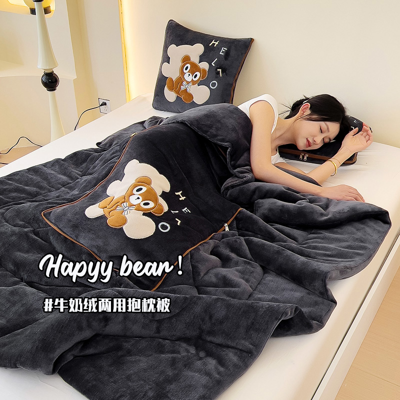 冬季加厚牛奶绒抱枕被子两用车载靠垫二合一办公室沙发可折叠毛毯