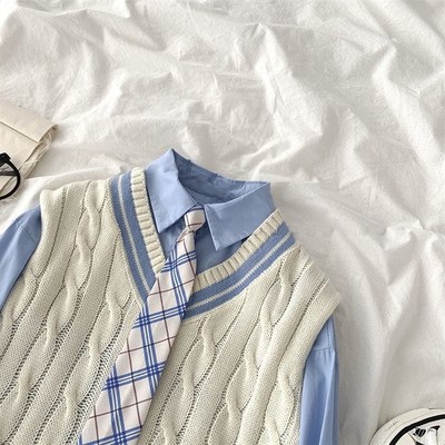 大码女装胖妹妹可爱衬衫针织马甲毛衣背心套装学生学院风两件套女