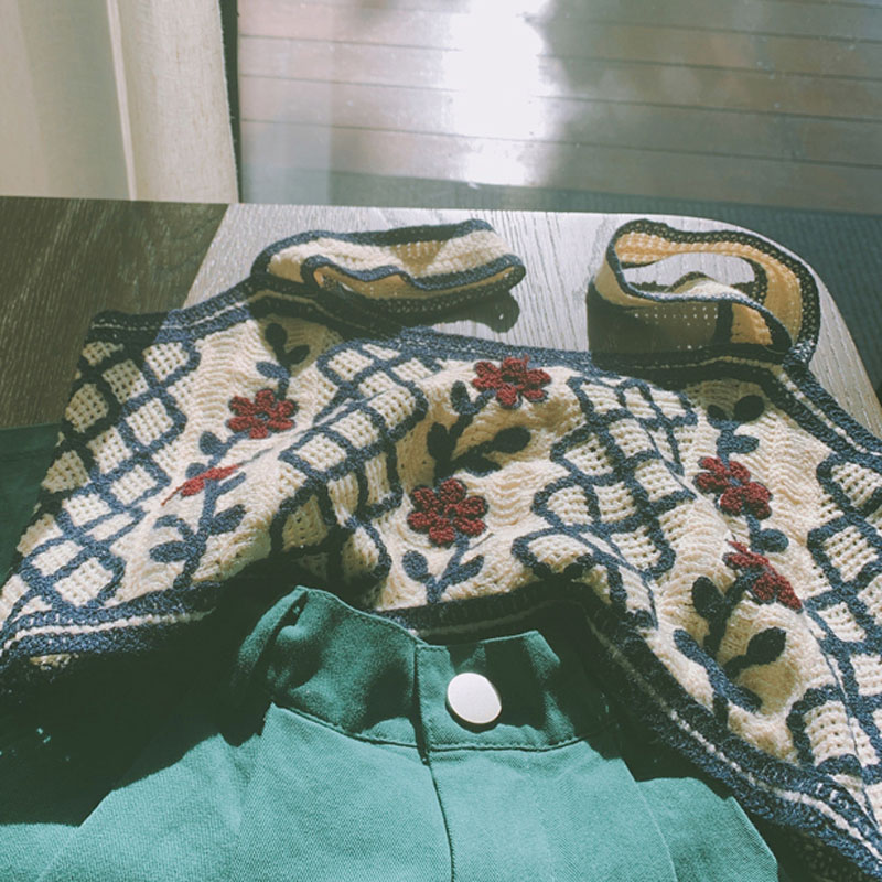 港味复古花朵短款修身针织吊带衫女2021新款格纹百搭露脐小背心夏