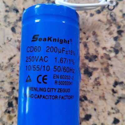 250V单相电机启g动电容100uF150uF 200uF 250uF 300uF 350uF 400u