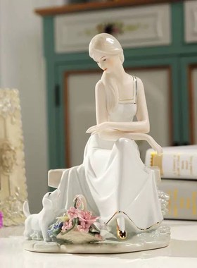 现代欧式家居简约人物装饰t品客厅酒柜摆件陶瓷工艺品生日礼物新