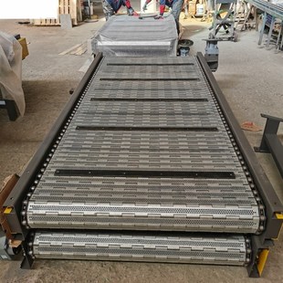 定制小型运输线板链输送带工业传送带压铸件链条流水线链板输送机