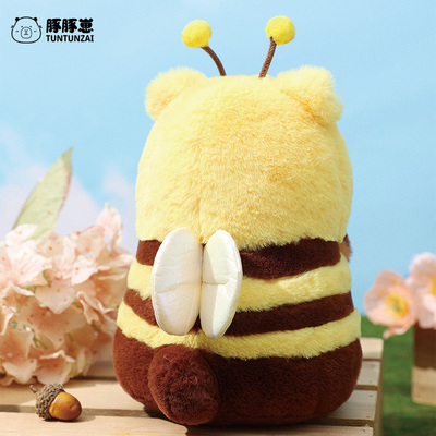 豚豚崽蜜蜂莲花鸭毛绒公仔