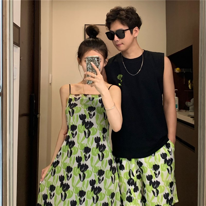 海边旅游度假情侣装夏季2024吊带女连衣裙沙滩套装高级感你衣我裙