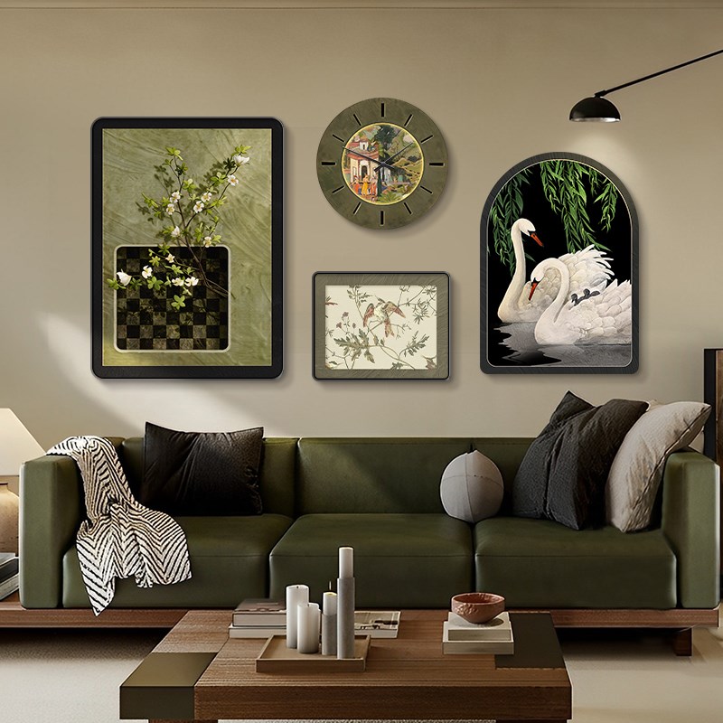 中古风客厅装饰画高级感沙发背景墙挂画法式复古组合钟表挂钟壁画