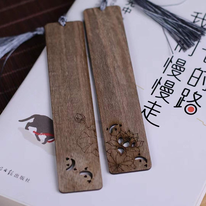 中国风夏荷图案木质工艺品书签红木书签礼品套装金丝楠木书签