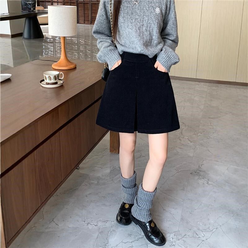 微胖mm复古学院风灯芯绒百褶裙女秋冬遮胯a字裙设计感条绒半身裙