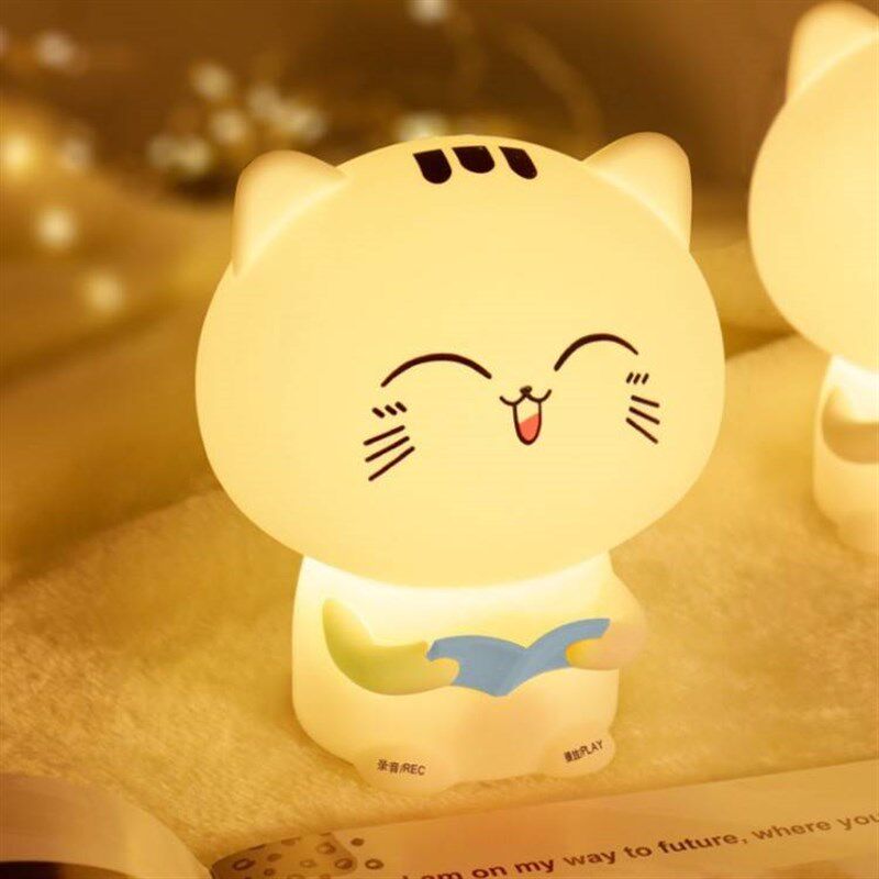 看书猫咪硅胶拍拍灯录音遥控礼品小夜灯七彩萌宠卡通智能氛围灯