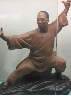 石湾公仔陶瓷中国功夫摆件门厅家居店铺入伙礼品武术人物黄飞鸿