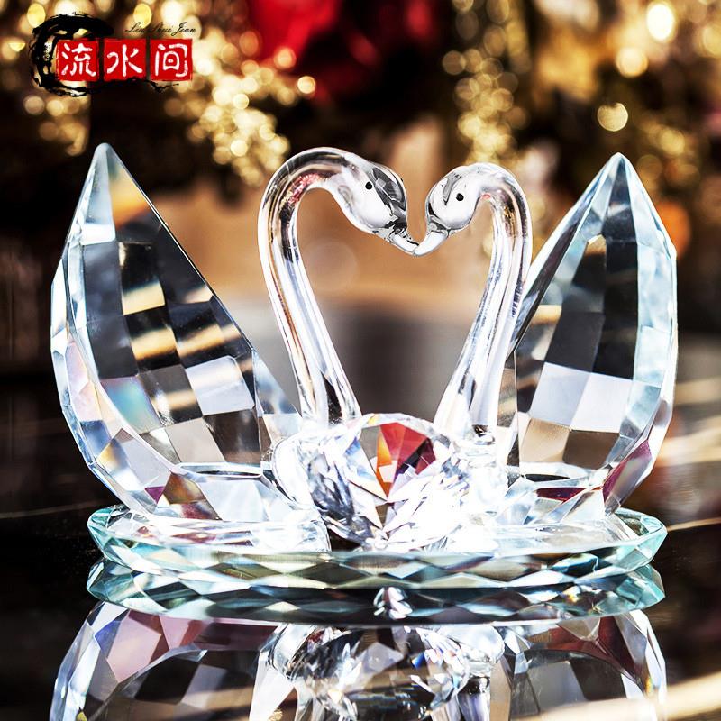 流水间水晶天鹅摆件送结婚新人礼物送闺蜜新婚创意个性高档礼品