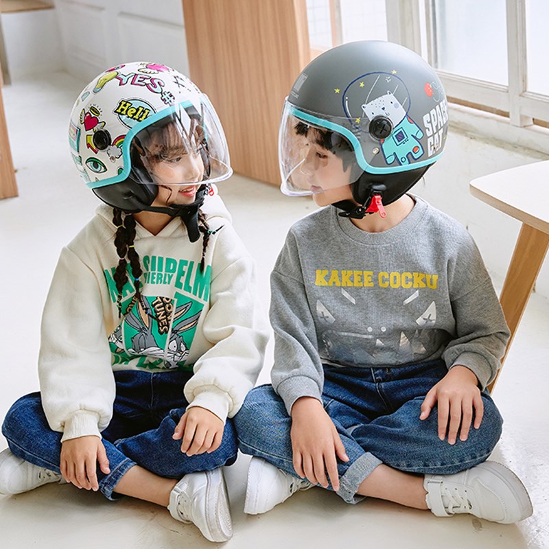 3C认证野马摩托立方电动车儿童头盔男女小孩四季通用冬季安全帽