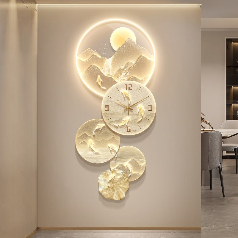 九鱼图玄关装饰画轻奢钟表走廊过道挂画大气山水入户正对门壁灯画