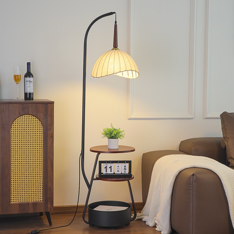 法式中古落地灯客厅沙发旁边几氛围侘寂风复古置物架卧室床头台灯