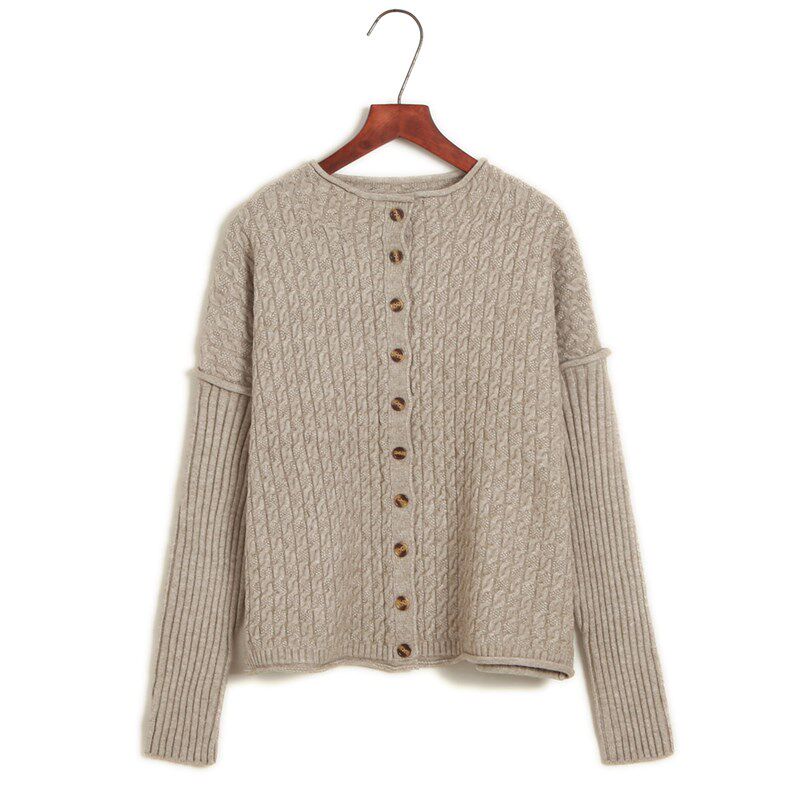 新品宽松软糯毛衣女开衫短款麻花长袖厚款秋冬新款针织衫女外套