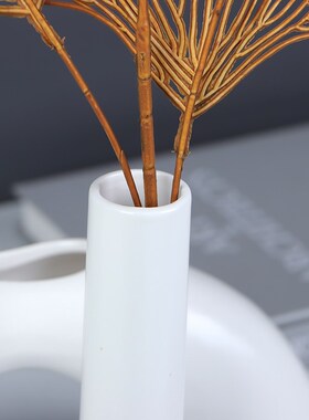 北欧风格装饰花器抽象陶瓷摆件轻奢创意桌面玄关家居简约白色花瓶