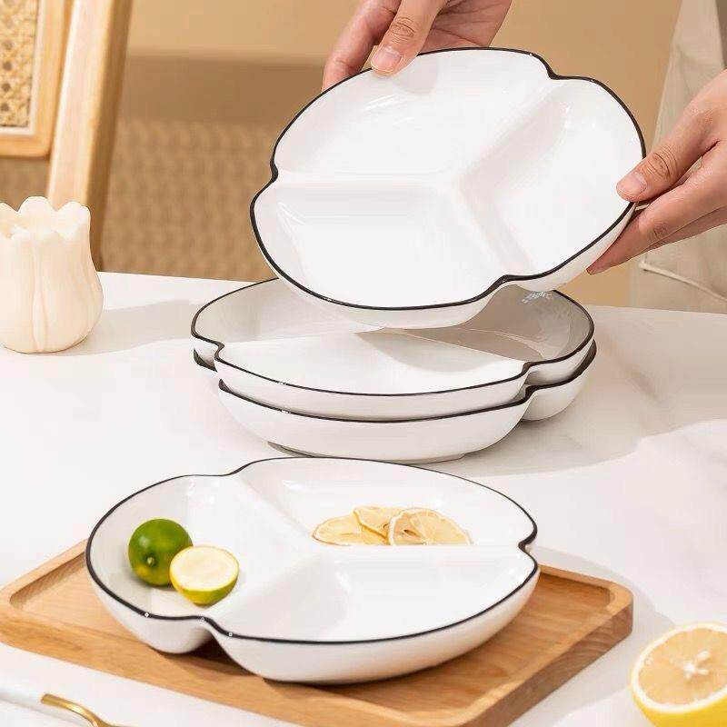 创意三格分餐盘家用陶瓷分格盘一人食成人早餐盘定量碟子减脂盘子