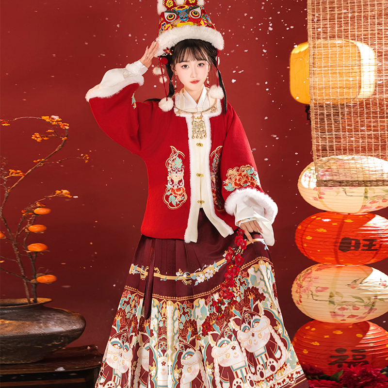明制汉服女2025新年p拜年服古装加绒中国风龙年马面裙套装过年冬