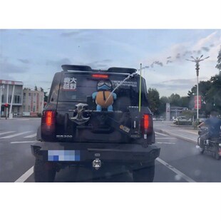 按喇叭喷水杰尼龟车载摆件网红z傲娇杰尼龟创意装饰车尾杰尼龟呲