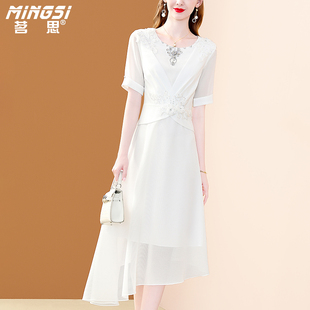 茗思设计感白色绣花连衣裙2024夏季新款气质精致镶钻收腰显瘦裙子