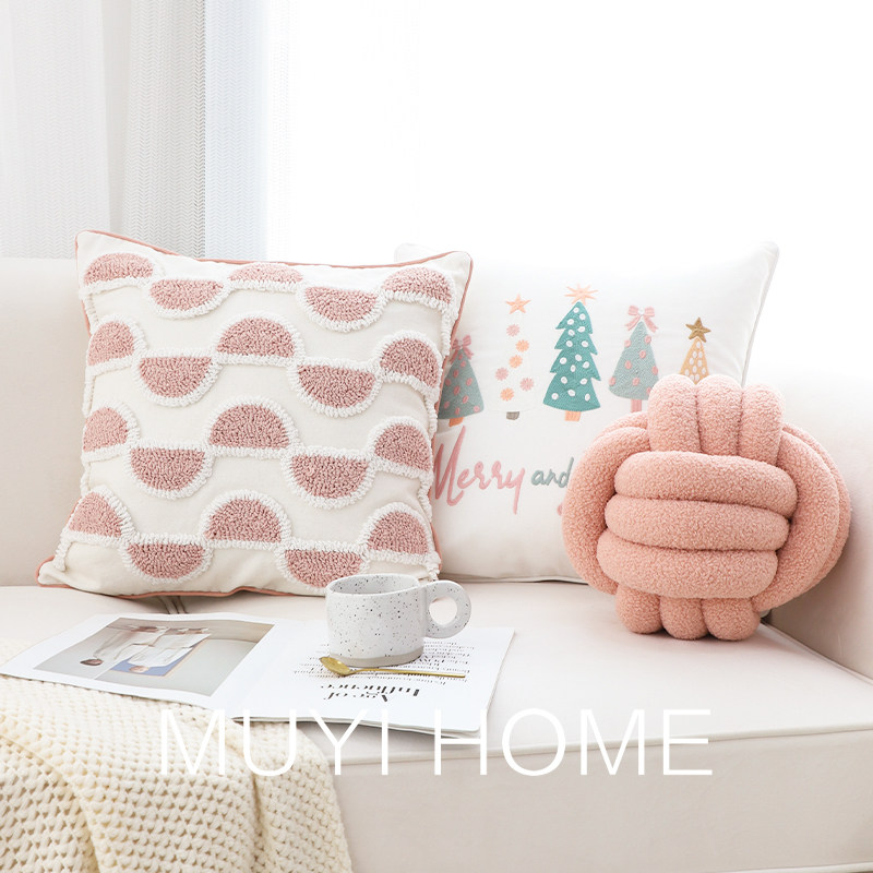 风粉色抱枕爱小新卧室方枕客厅沙发靠垫靠背飘靠枕