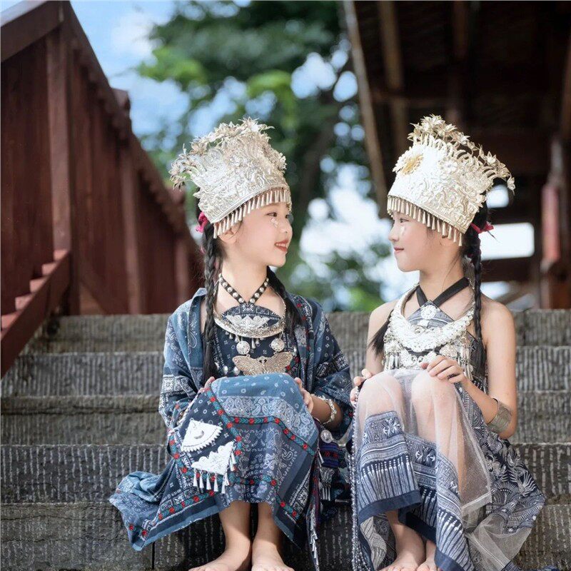 新款儿童苗族民族服饰女童苗疆旅拍写真服装少数民族舞蹈演出服饰