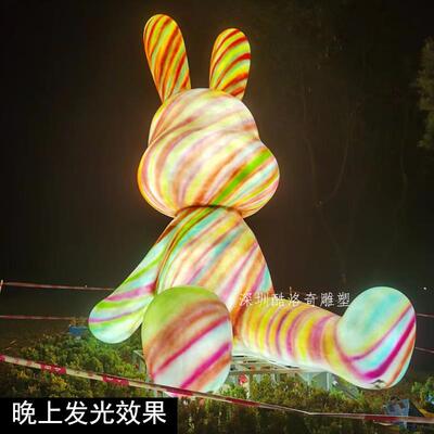 定制玻璃钢卡通发光兔子雕塑IP公仔大型动物网红景区打卡月球摆件