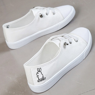 网红帆布鞋女2026新款夏季学生时尚小白鞋秋软底运动板鞋低帮女鞋