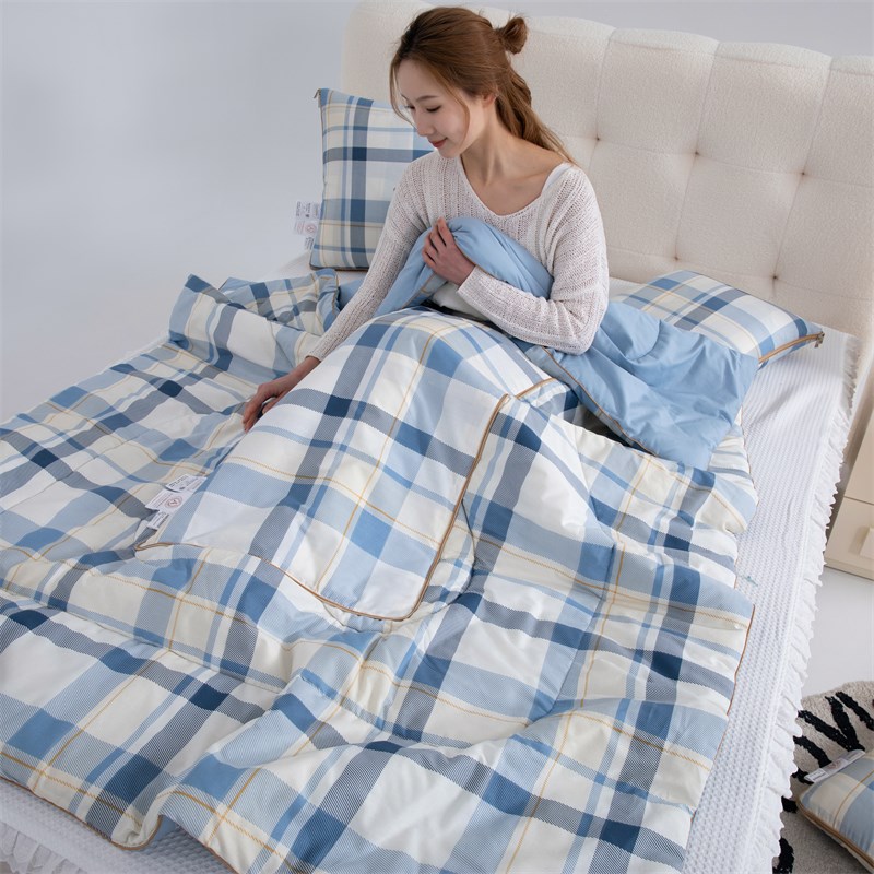 纯棉抱枕被子两用格子简约汽车靠枕沙发靠垫家用办公室午休空调被